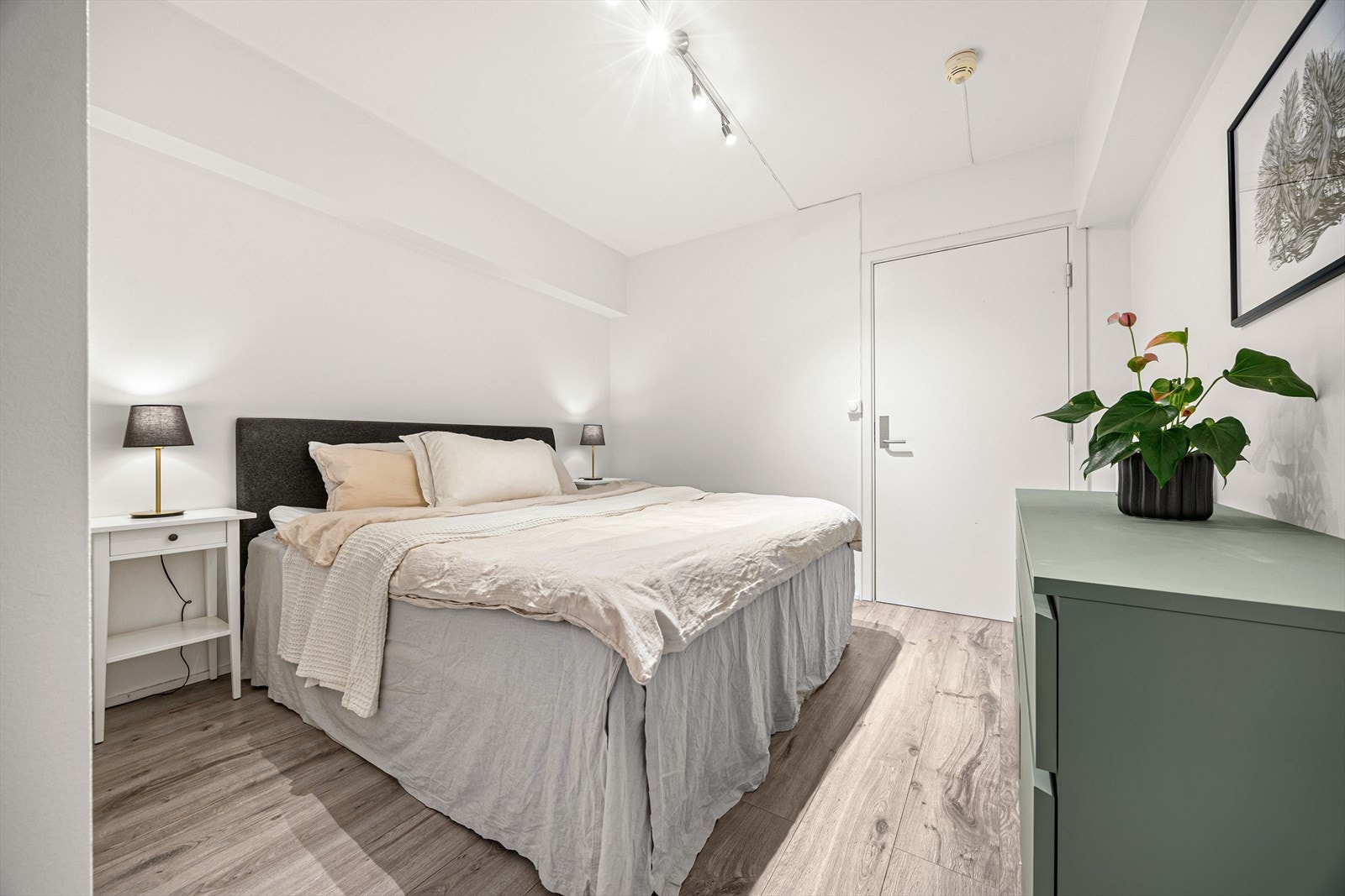 Soverom oppe med direkte utgang til 7. plan Galleribilde