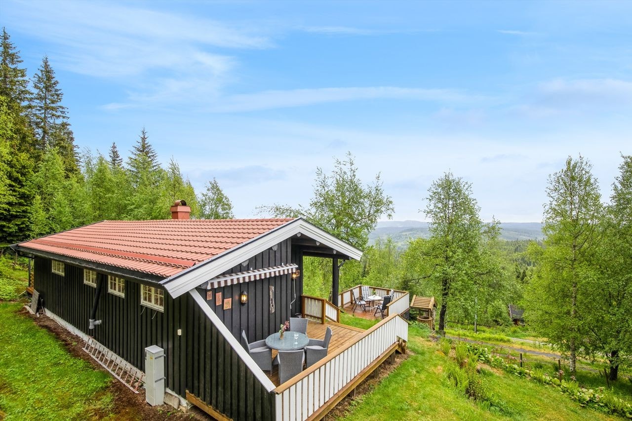 Med flere fine uteplasser ligger alt til rette for fine sommerdager utendørs! Galleribilde