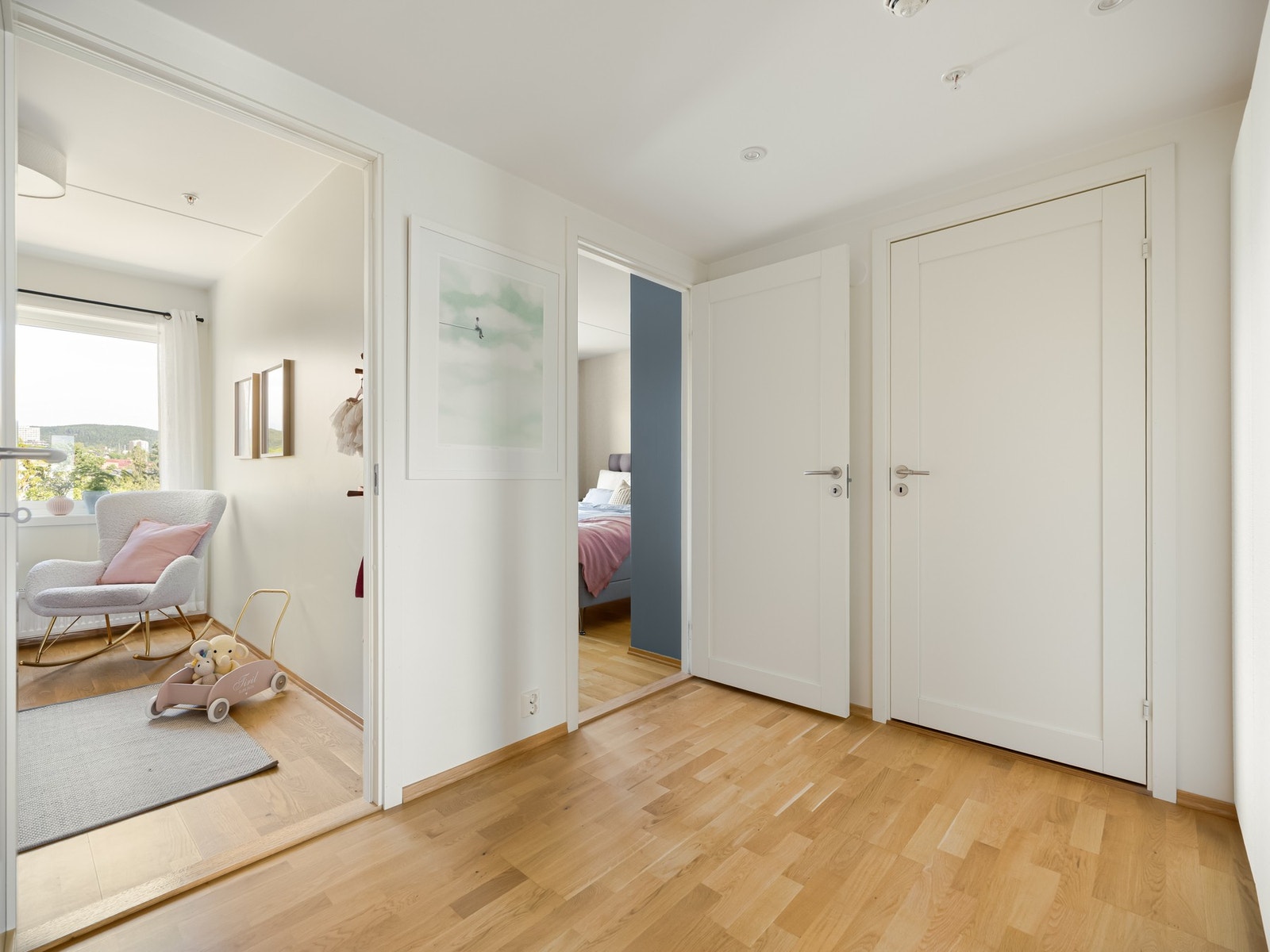 På motsatt side finner vi de to siste soverommene. Galleribilde