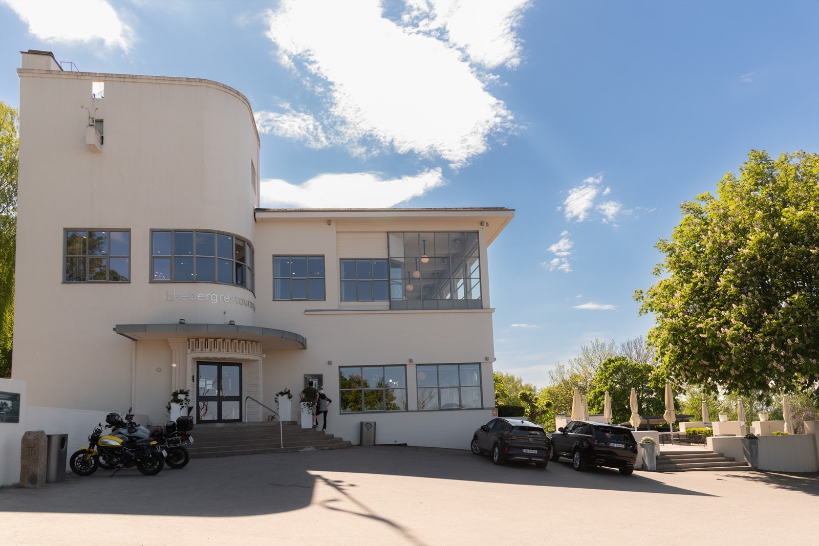 Ekebergrestauranten ligger en hyggelig men bratt gåtur unna. Galleribilde