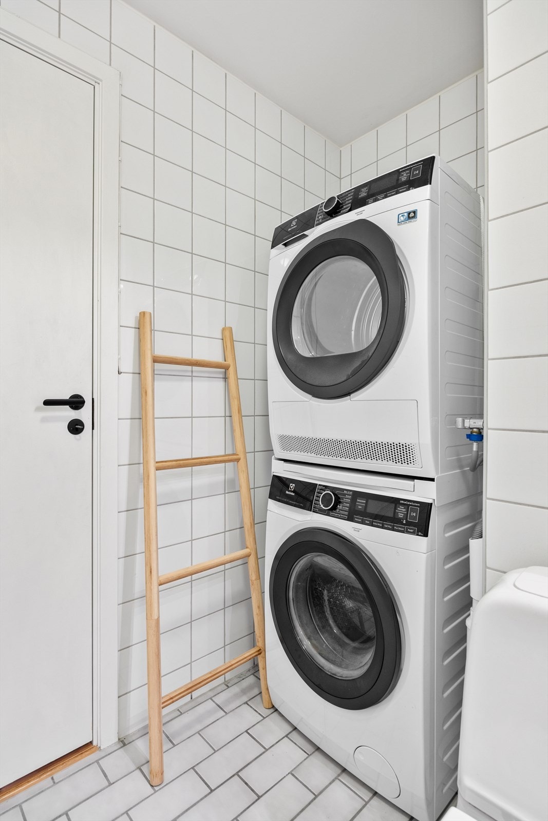 Det er opplegg for vaskemaskin, noe som forenkler klesvasken Galleribilde