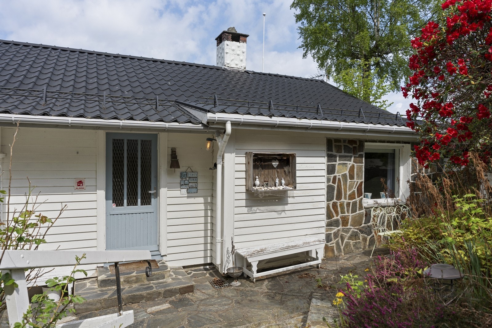 Inngangsside ( baksiden) av boligen Galleribilde