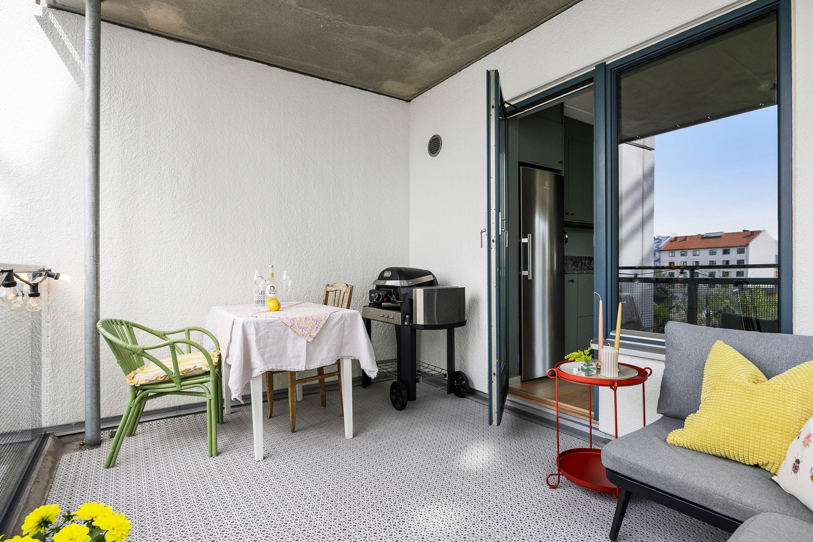 Vestvendt balkong på ca. 9,5 kvm Galleribilde