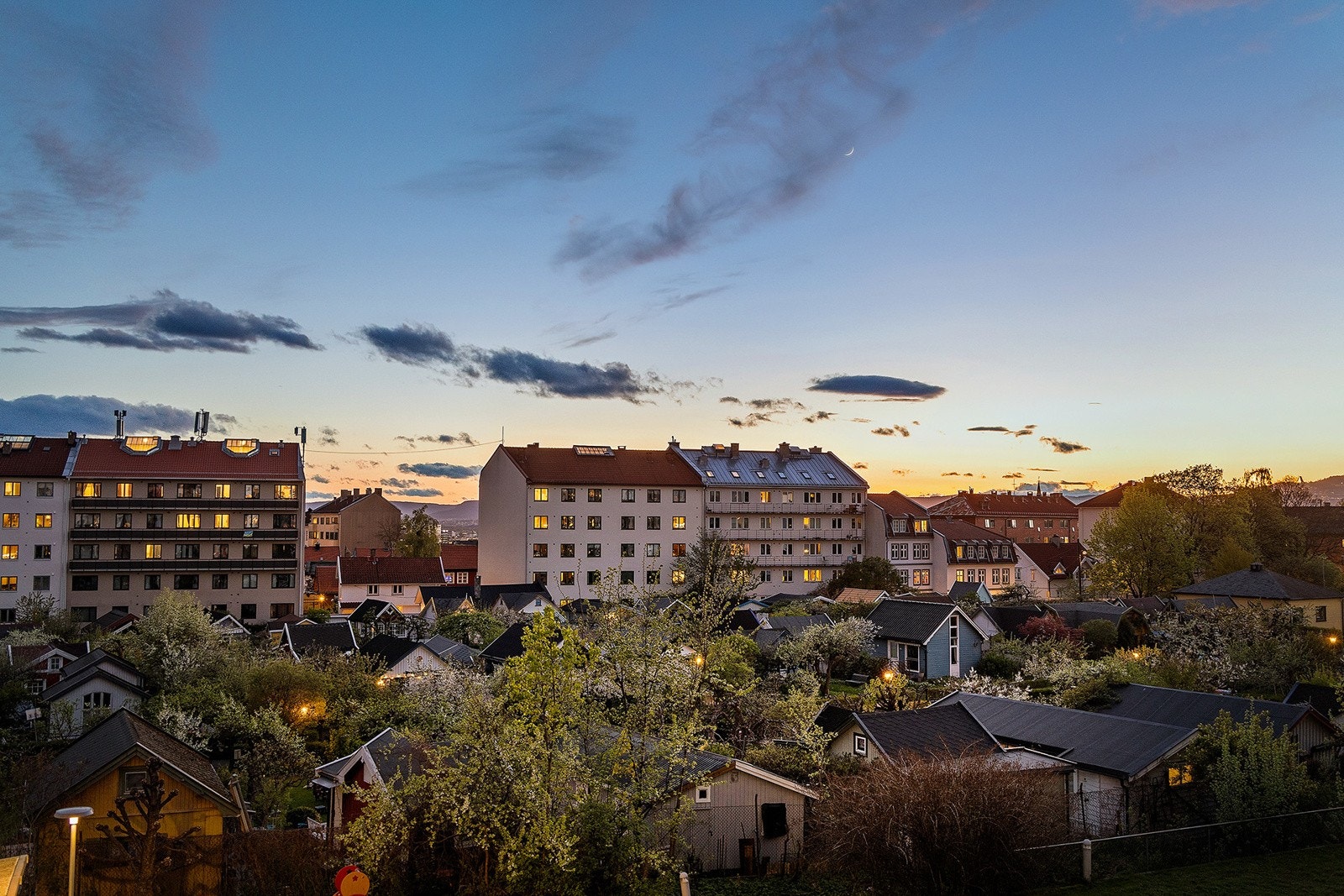 Idyllisk utsikt over Etterstad kolonihager Galleribilde