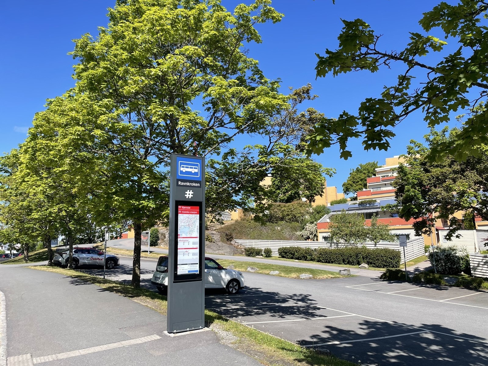 Bussholdeplass rett i nærheten Galleribilde