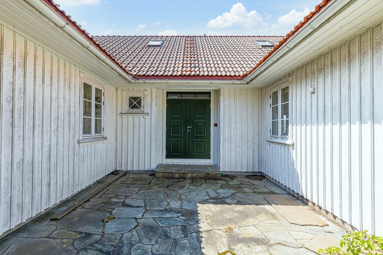 Hytta har blitt utsatt for vannskade og er i behov av totaloppussing. Galleribilde