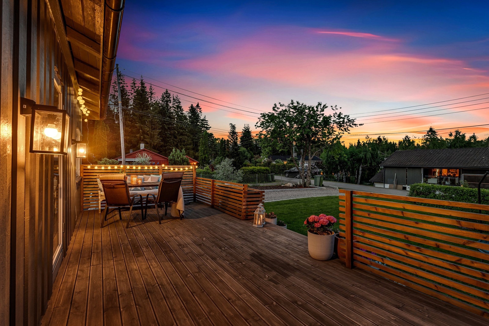 God oversikt over tomten. Galleribilde