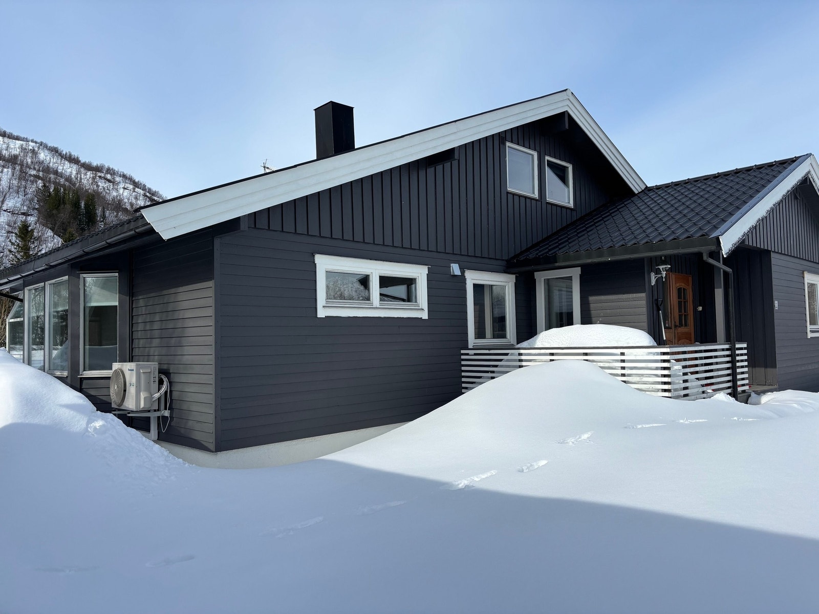 Fasade mot nor Galleribilde