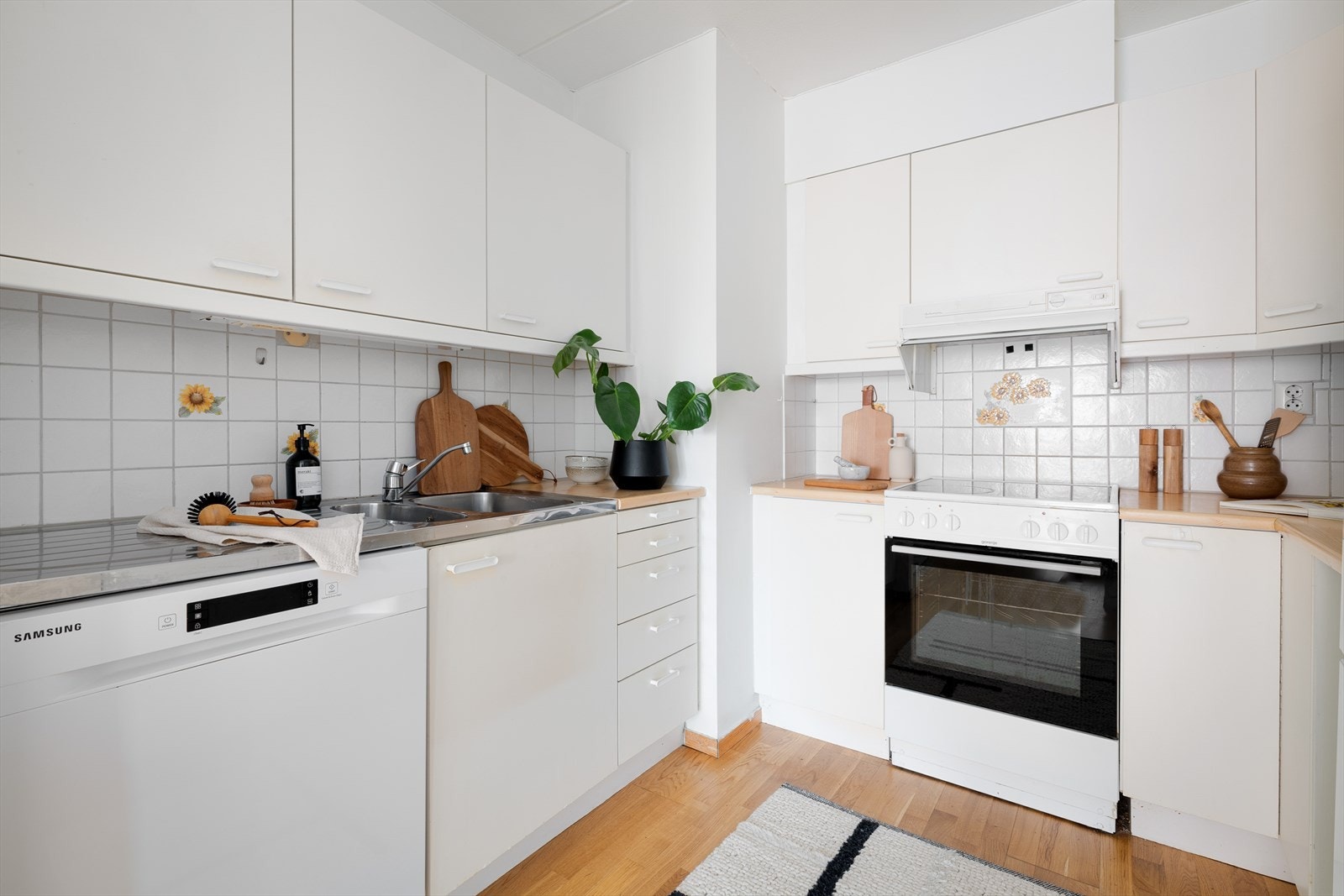 Varmtvann og oppvarming er inkludert i felleskostnadene. Galleribilde