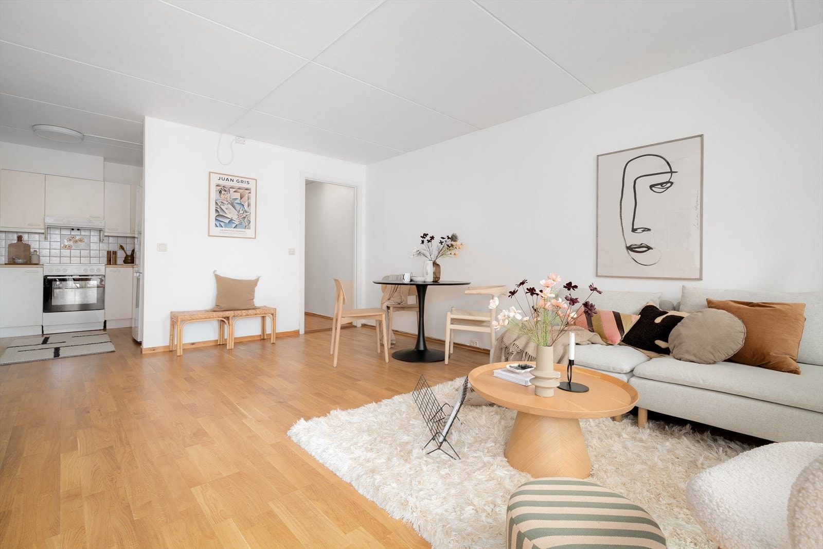 Lys og luftig atmosfære. Galleribilde