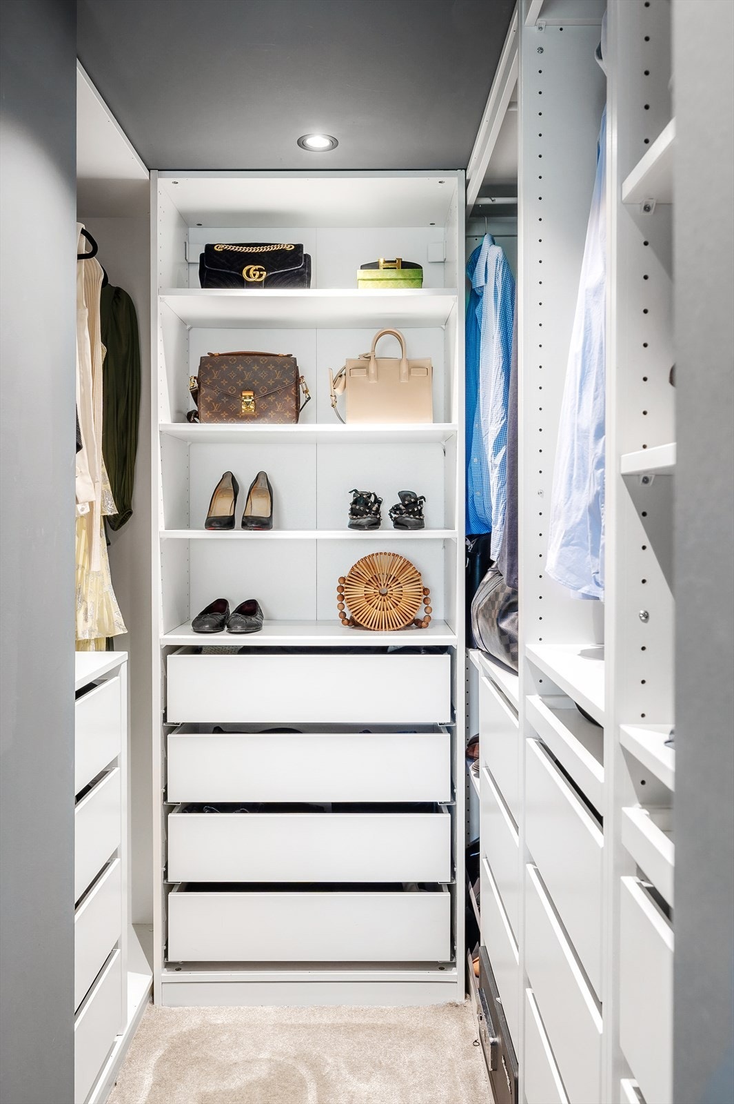 Hovedsoverommet har eget walk-in-closet. Galleribilde