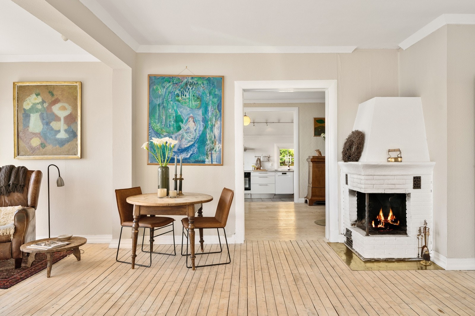 Stue med åpen peis Galleribilde