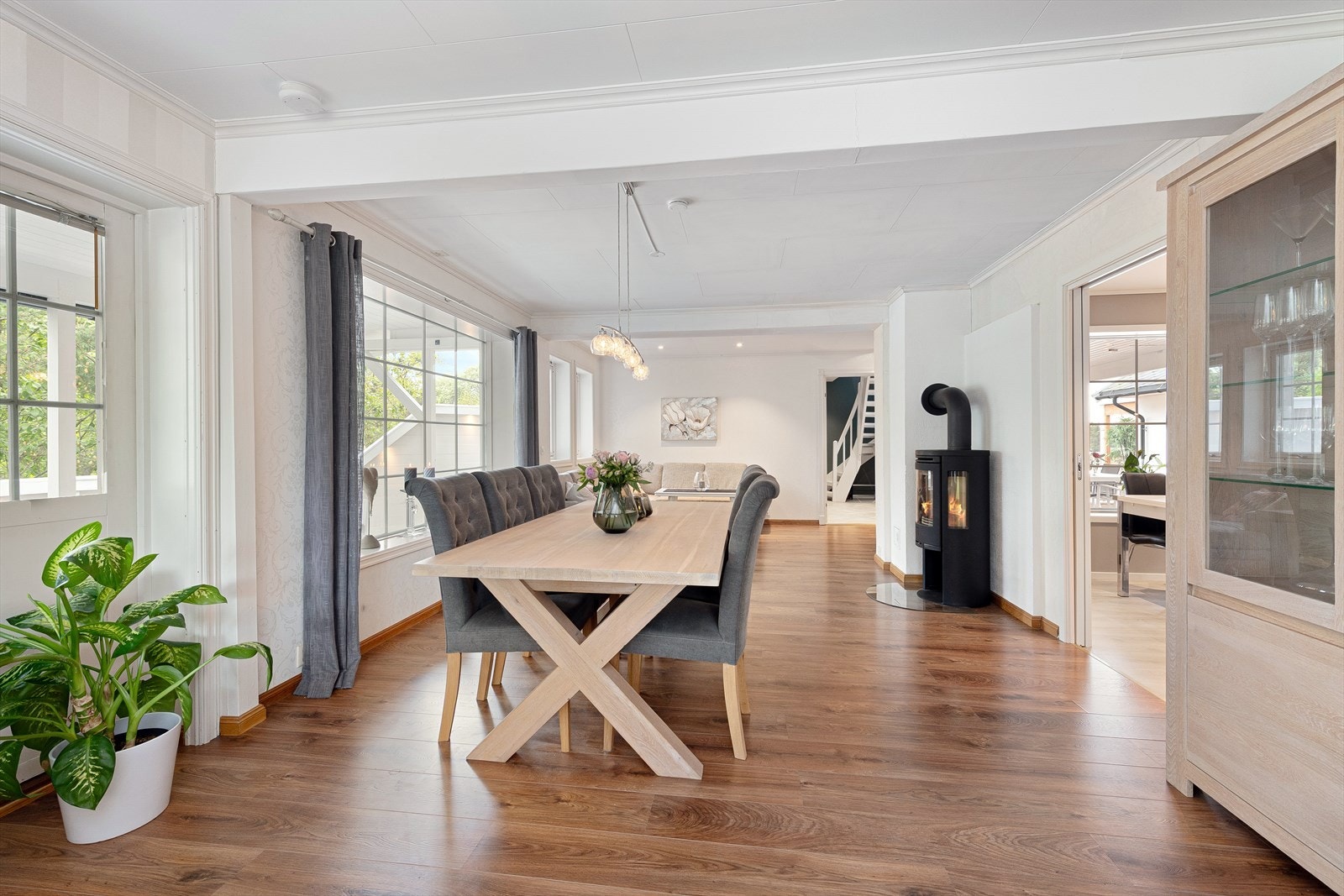 25 1etg.jpg Galleribilde