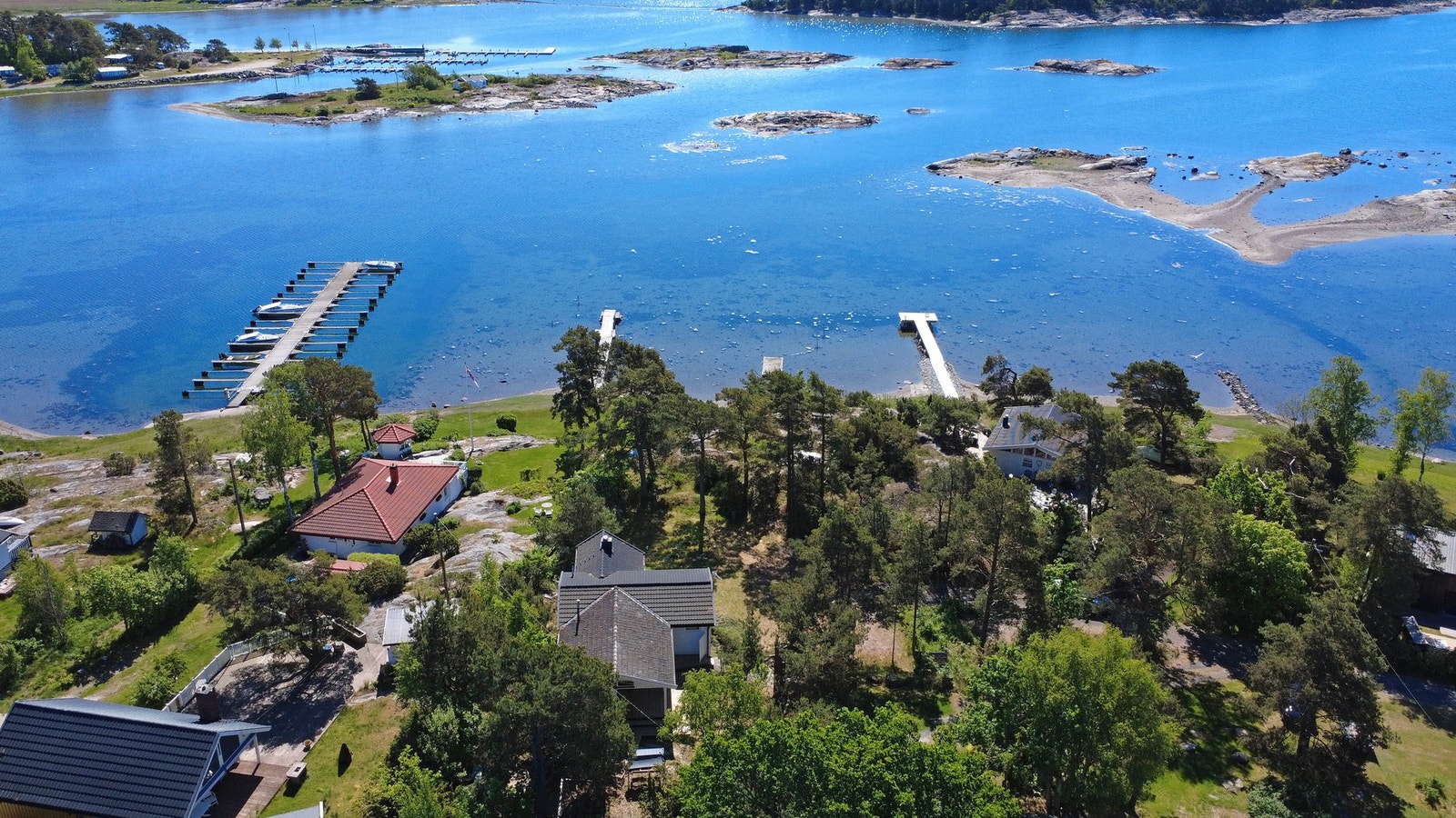 Eiendommen. Galleribilde