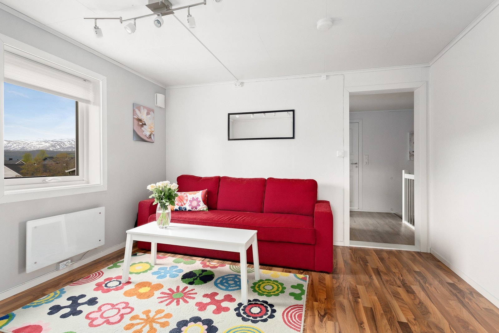 Loftstue. Galleribilde