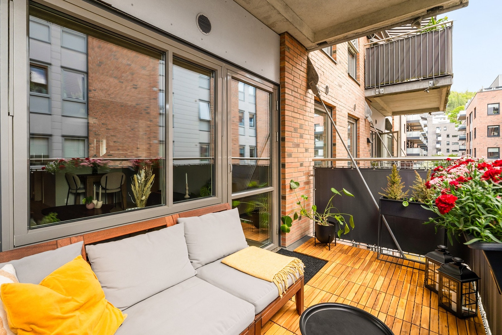 Her er alt lagt til rette for å kunne nyte deilige sommerdager og sene sommerkvelder med gode venner. Galleribilde