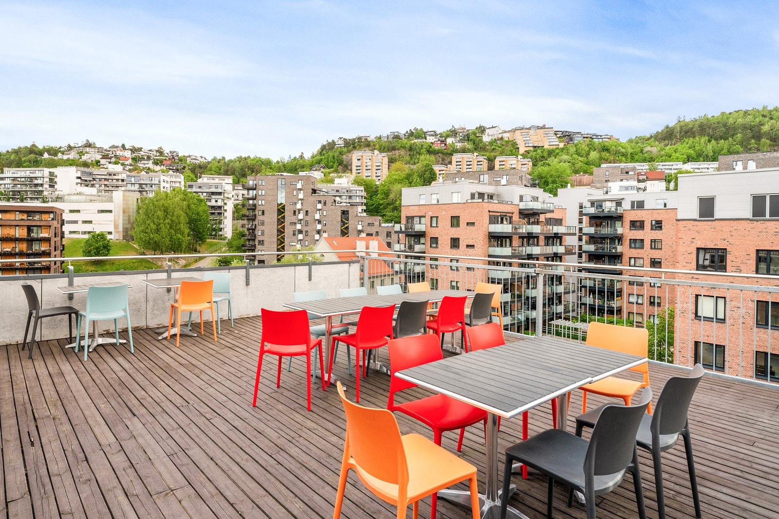Borettslaget har felles takterrasse i blokken. Galleribilde