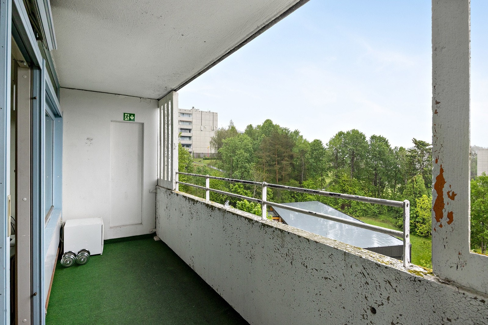 På balkongen har man god plass til utemøbler. Galleribilde