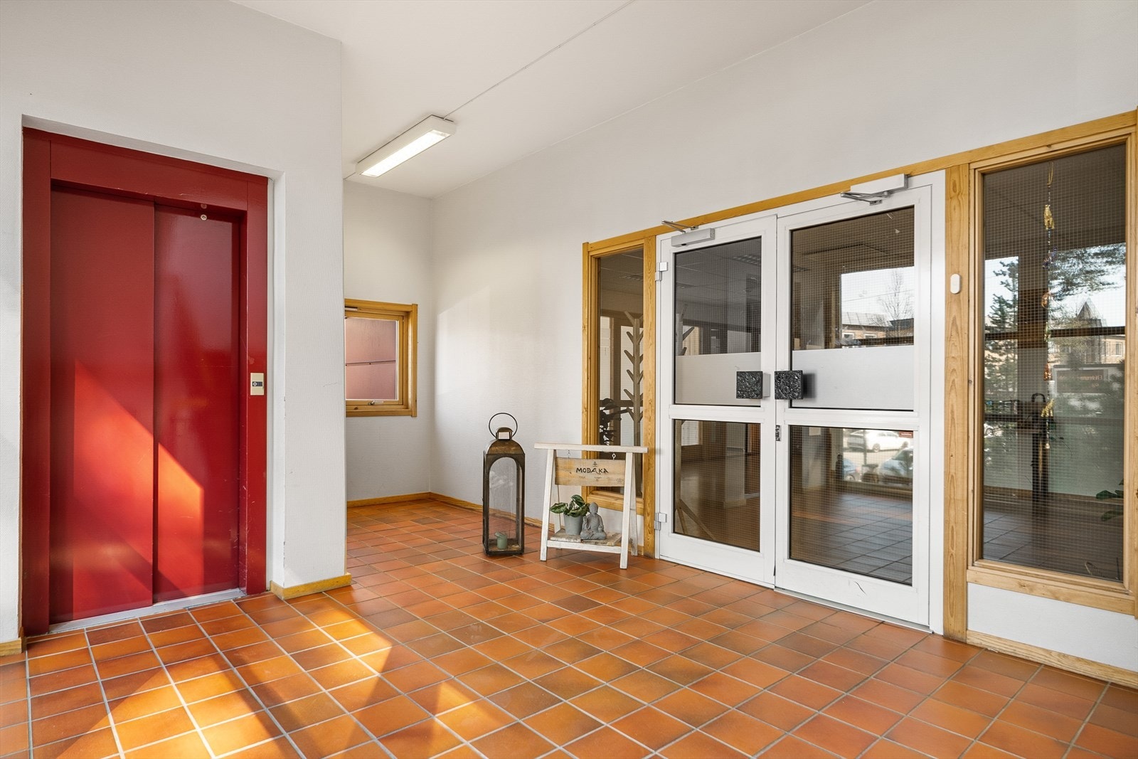 Trappegang utenfor kontorarealene i 2. etg. Galleribilde