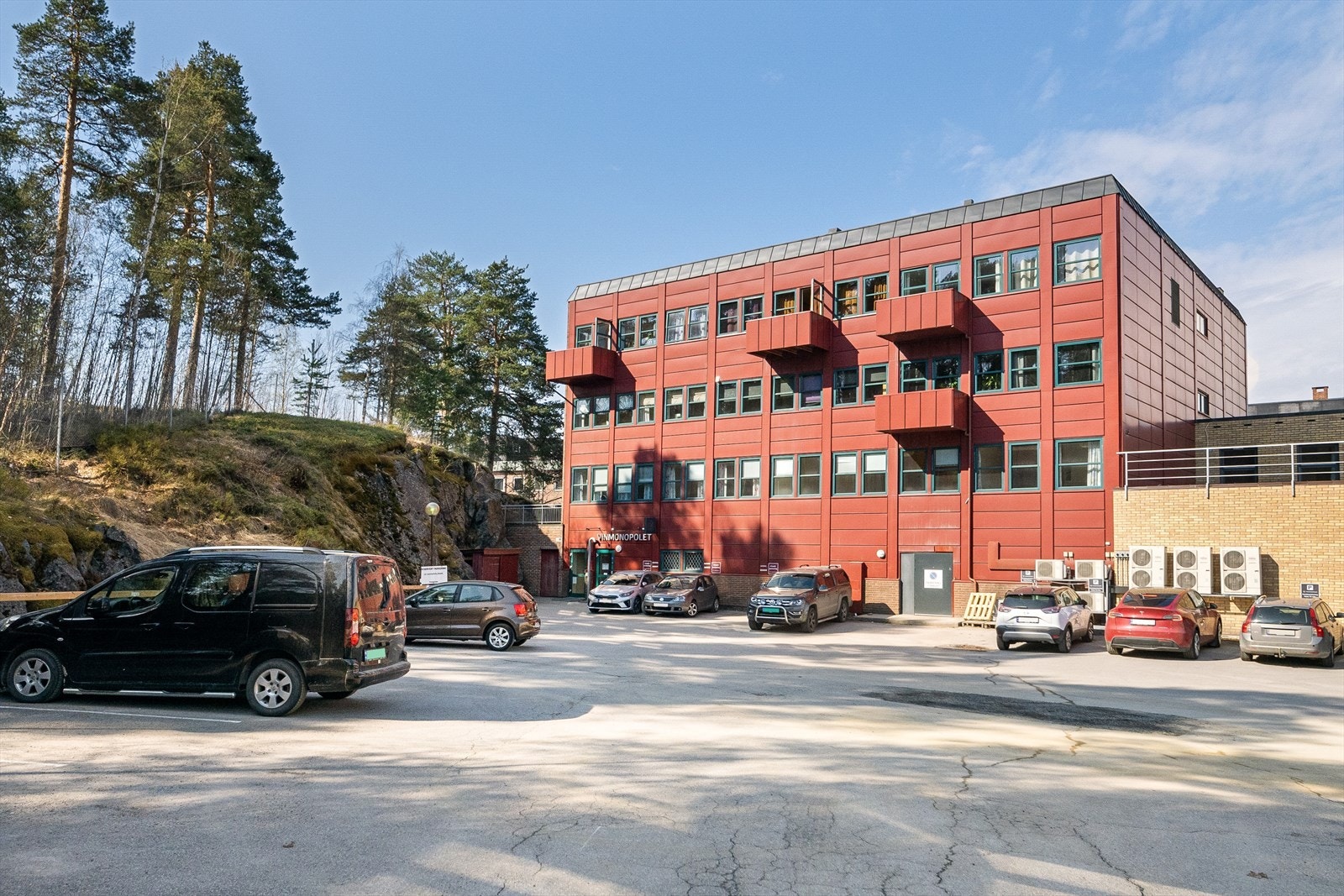 Bygget sett fra bakgården Galleribilde