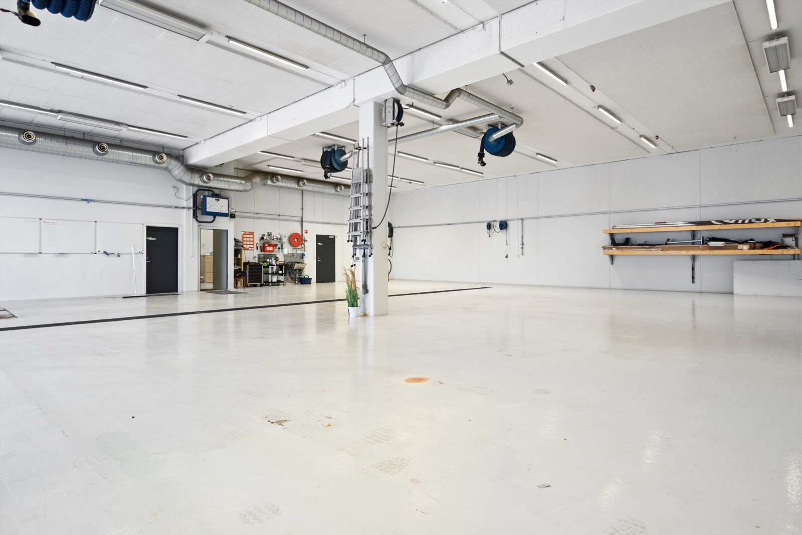 Verksted Galleribilde