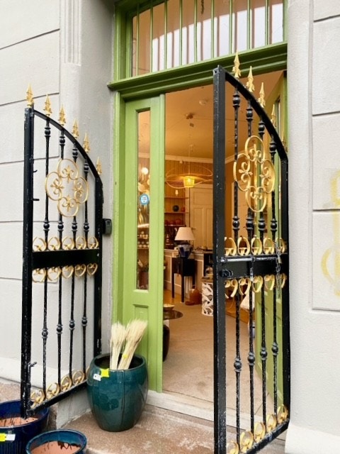 Inngang til forretningen Galleribilde