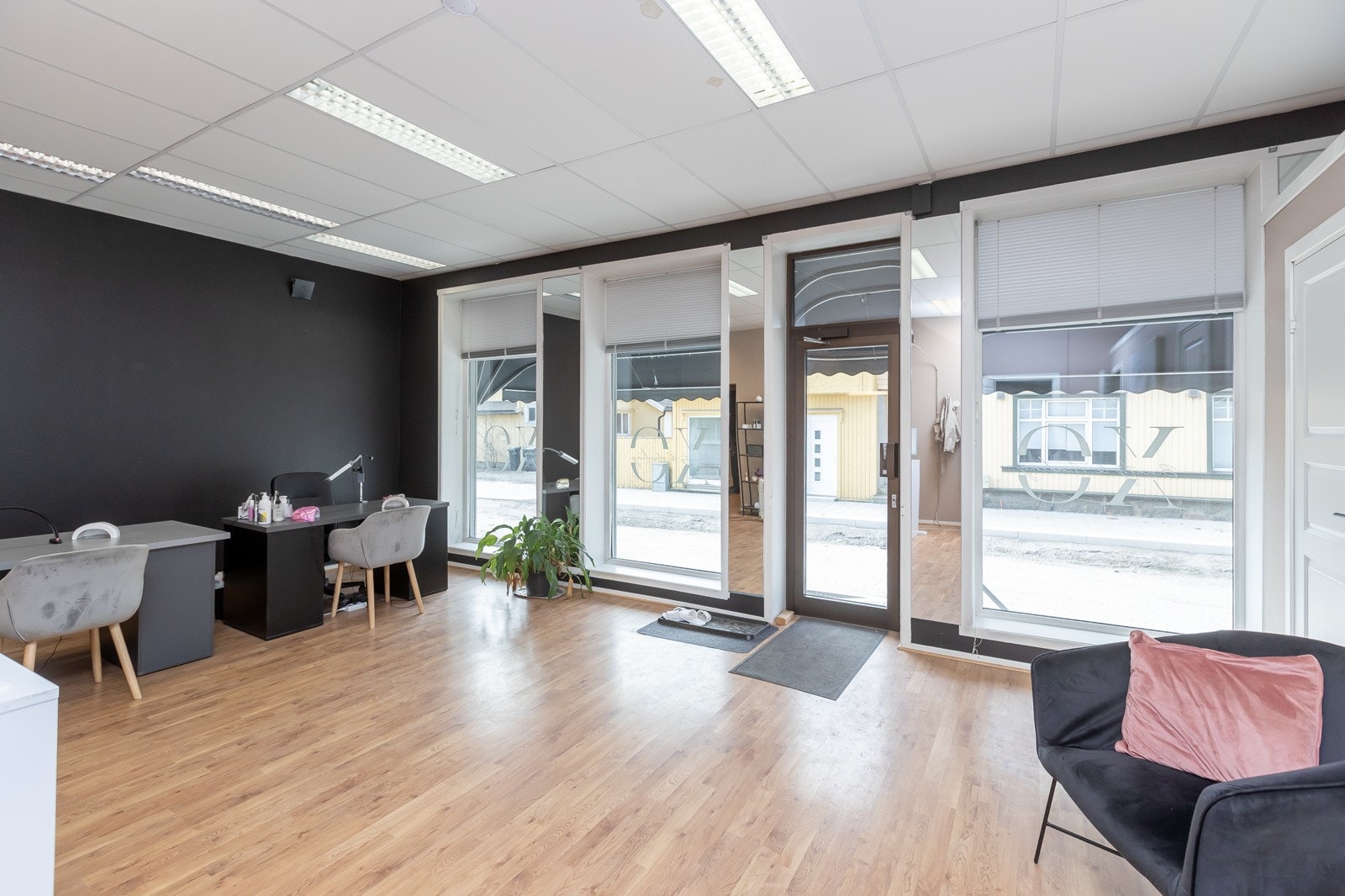 Pellygata-35-12 Galleribilde