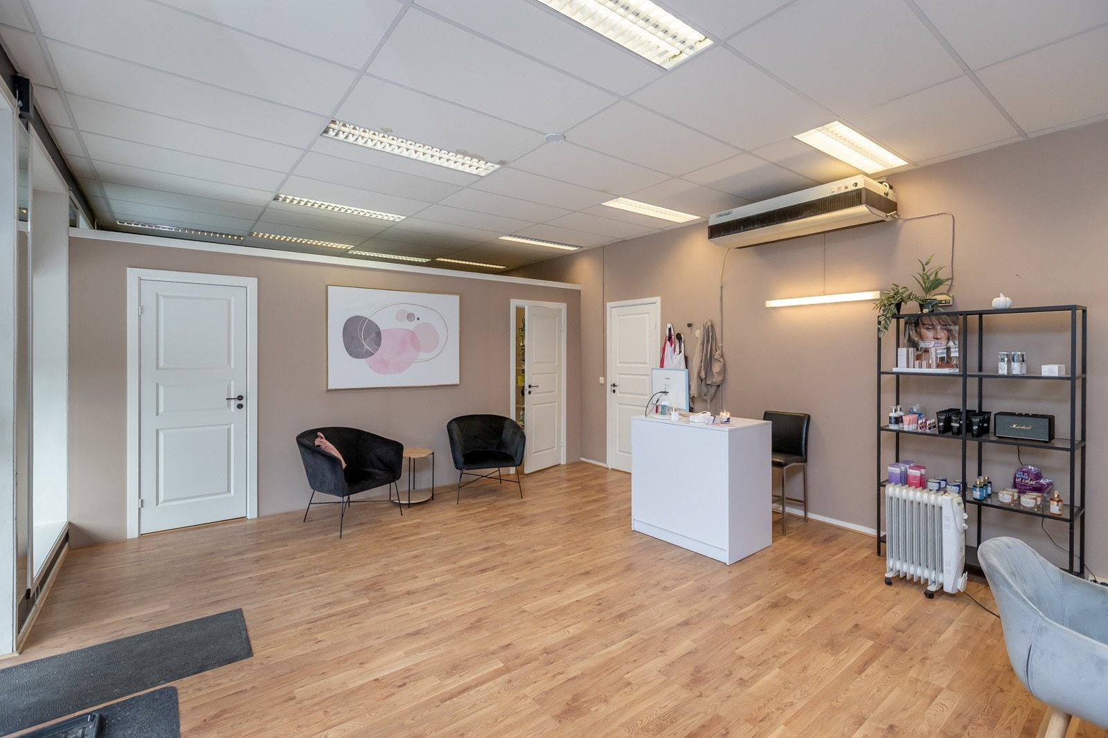 Pellygata-35-16 Galleribilde