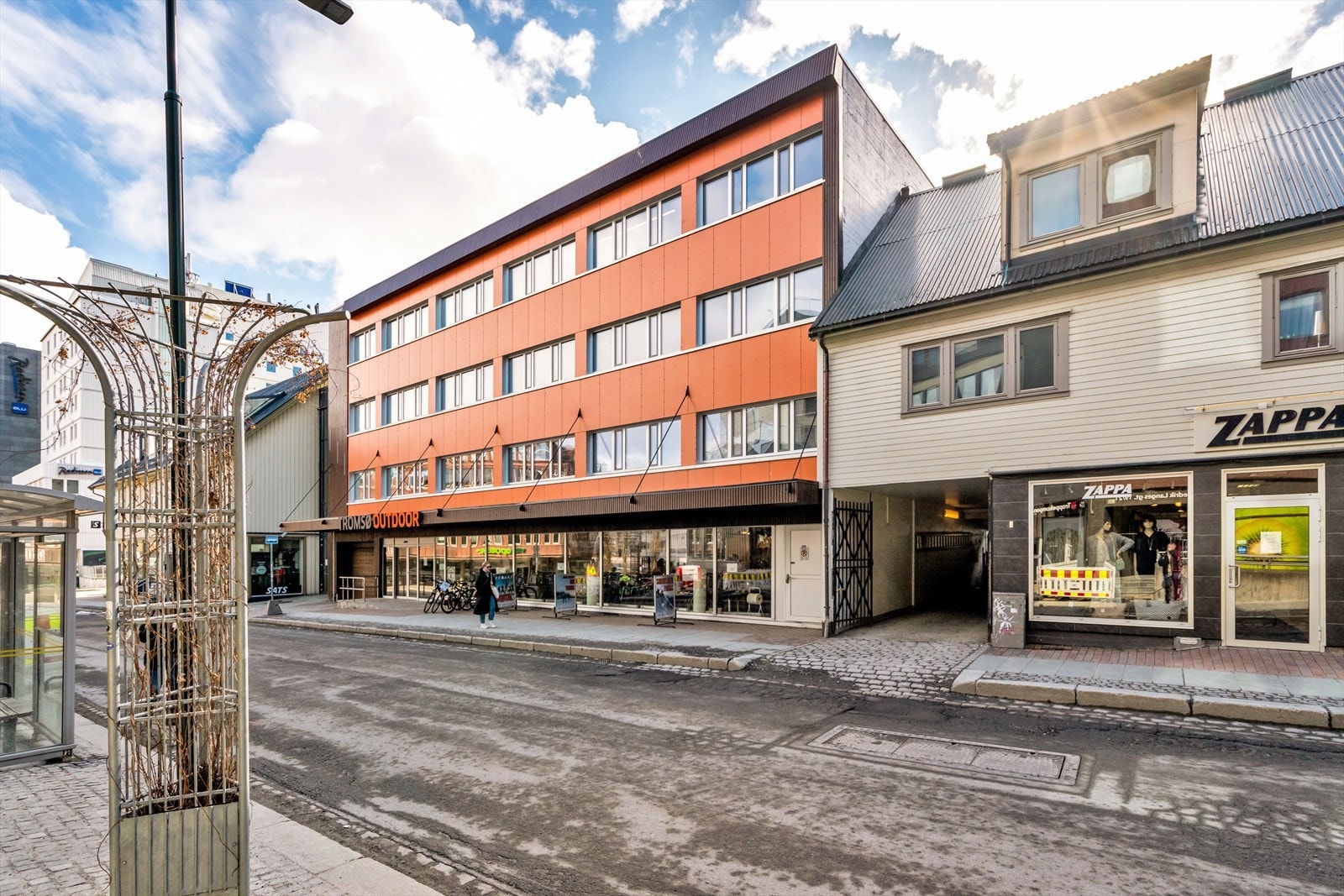 Fasaden på eiendommen er nylig renovert Galleribilde