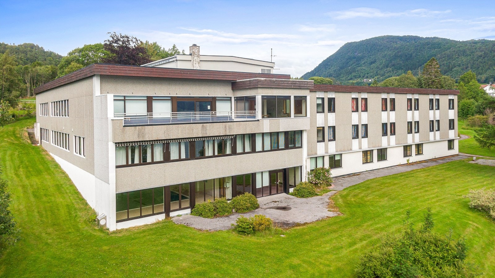 Fasade i front Galleribilde
