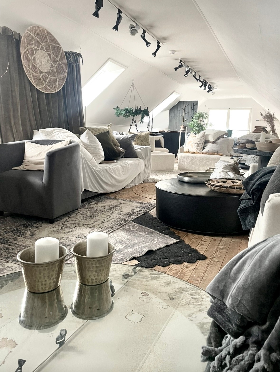 Fra andre etasje , showrom (disponibelt) (3) Galleribilde