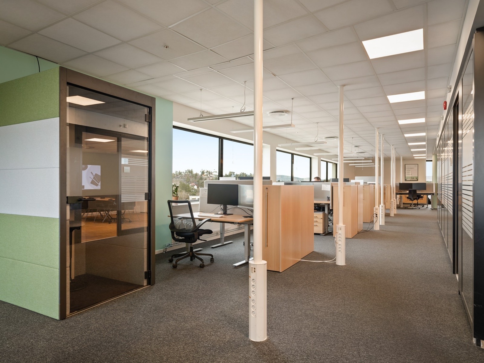 Fra ledige lokaler 6. etasje, åpen kontorløsning Galleribilde