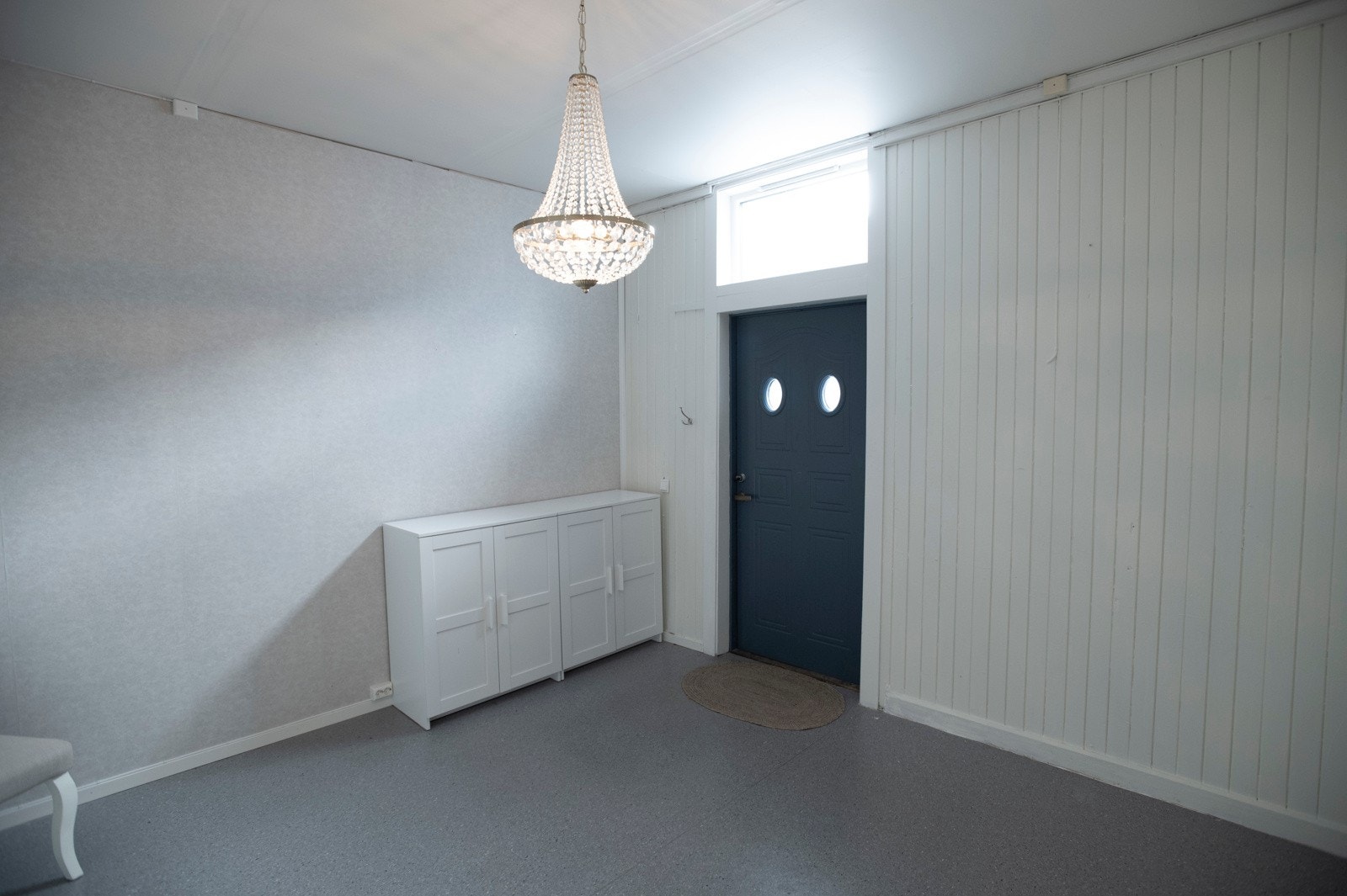 Utgang mot sør fra behandlingsrom. Galleribilde