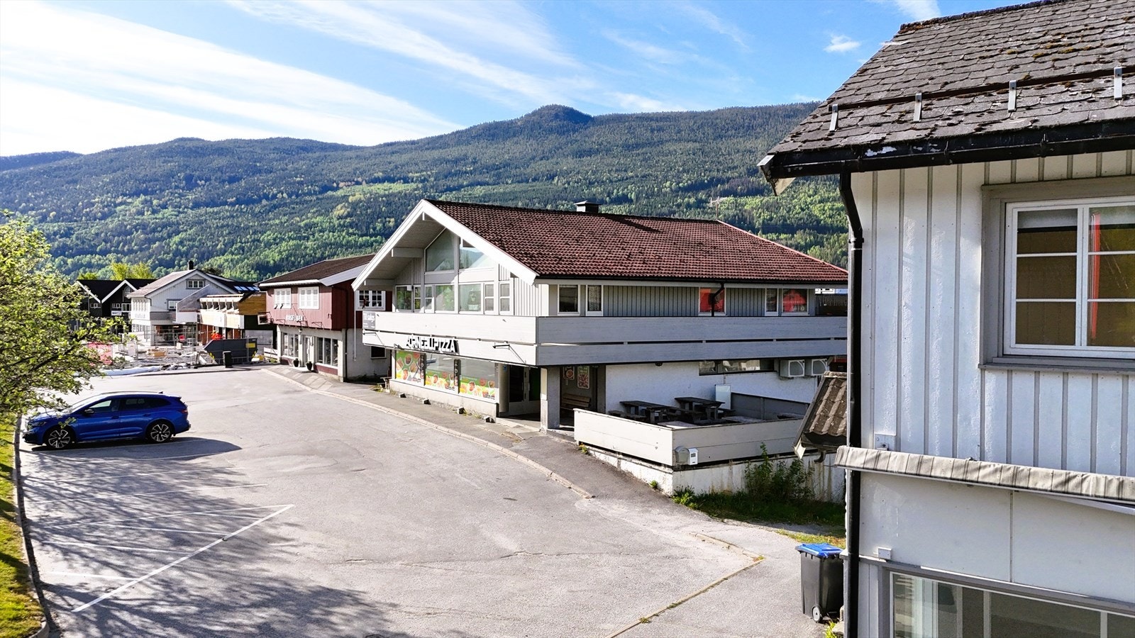 Sentrumsvegen 122 og 124 i Gol sentrum Galleribilde