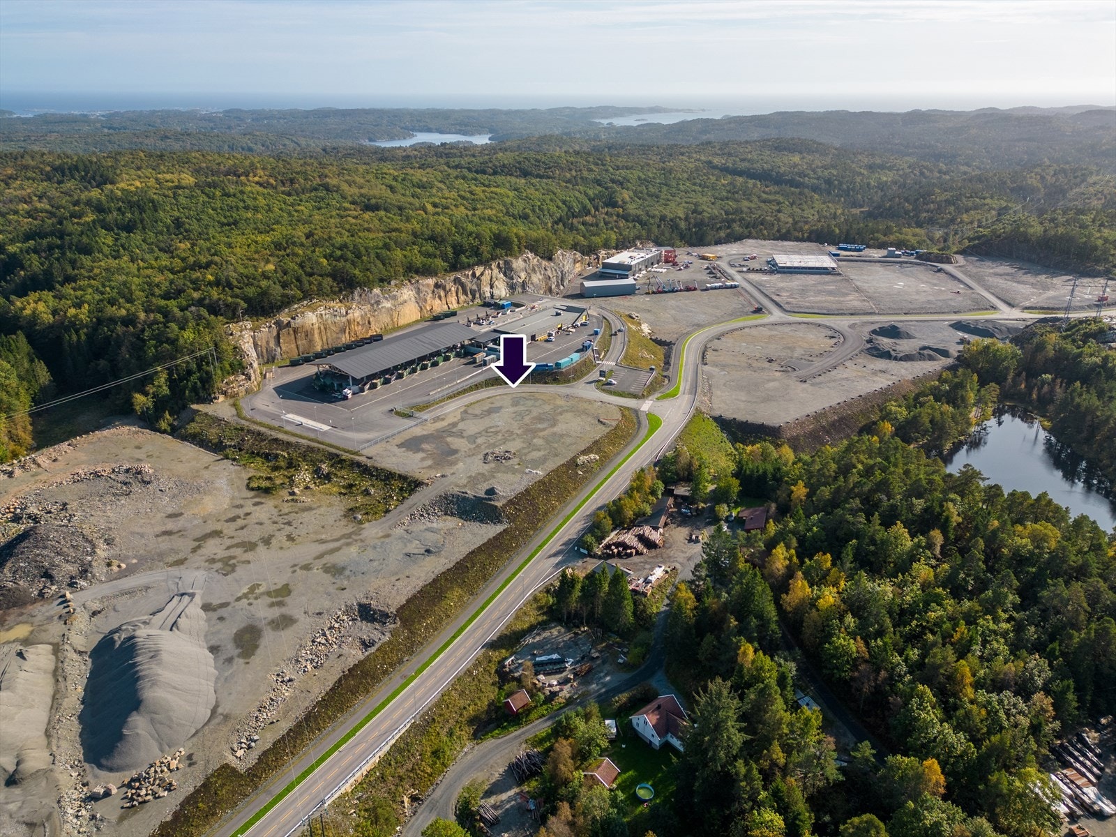 Stor tomt på 6000 kvm kan deles Galleribilde