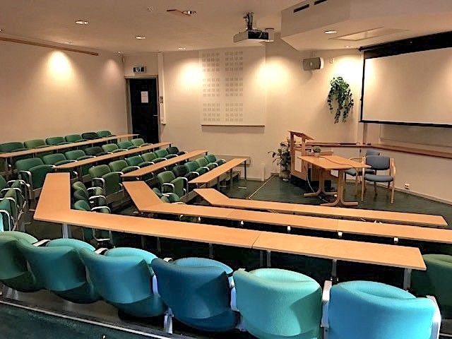 Auditorium med plass til 60-80 gjester Galleribilde