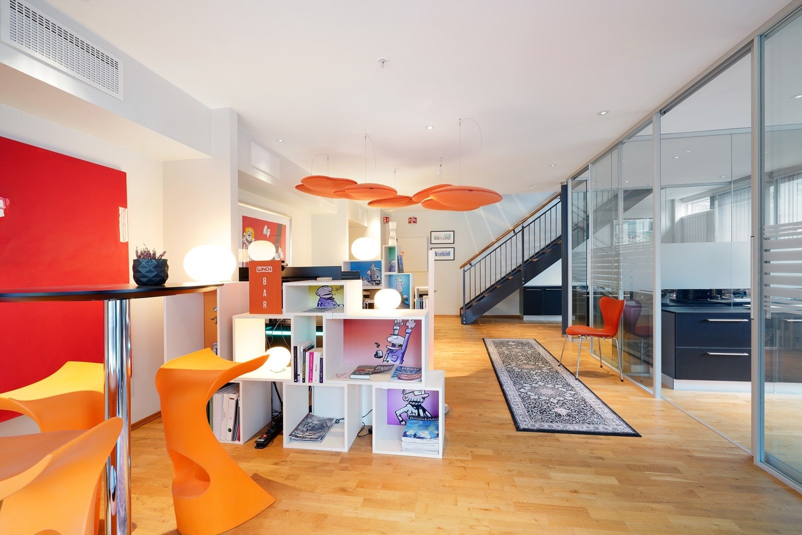 Resepsjonkontor eller sosial sone 1 etg Galleribilde