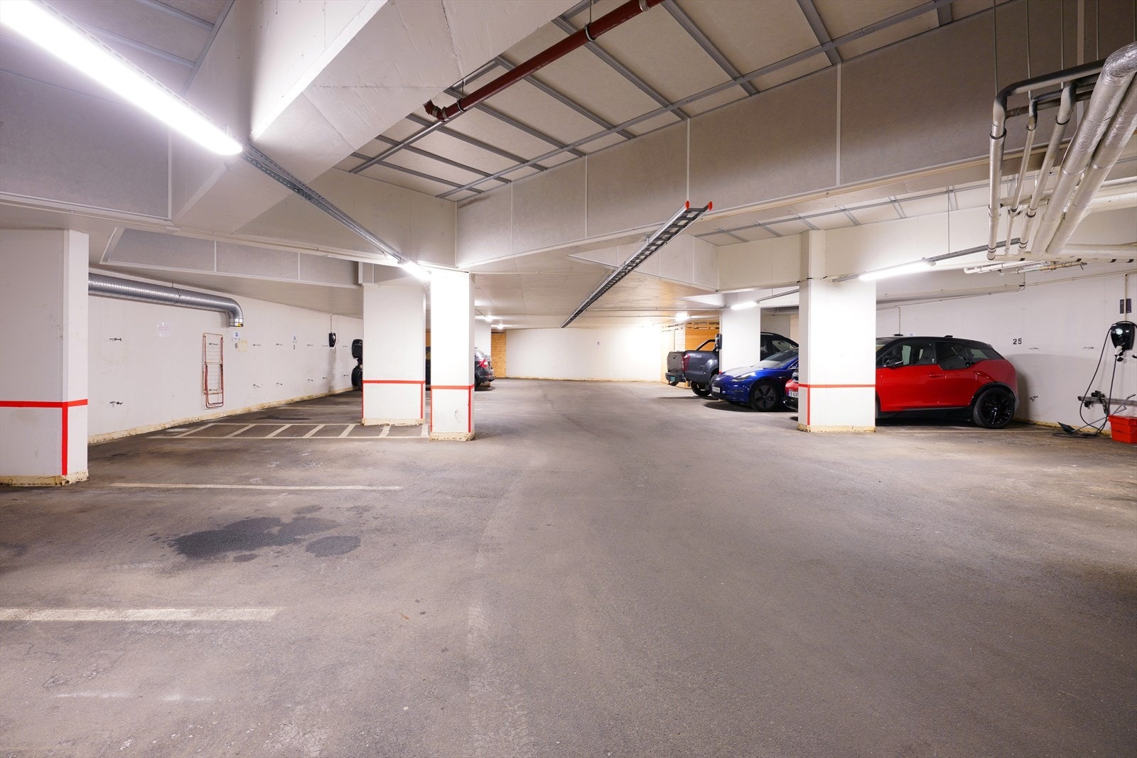 Parkering i felles parkeringsanlegg Galleribilde