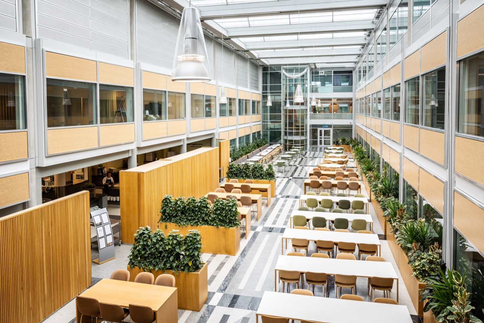En del av bedriftsrestauranten Galleribilde