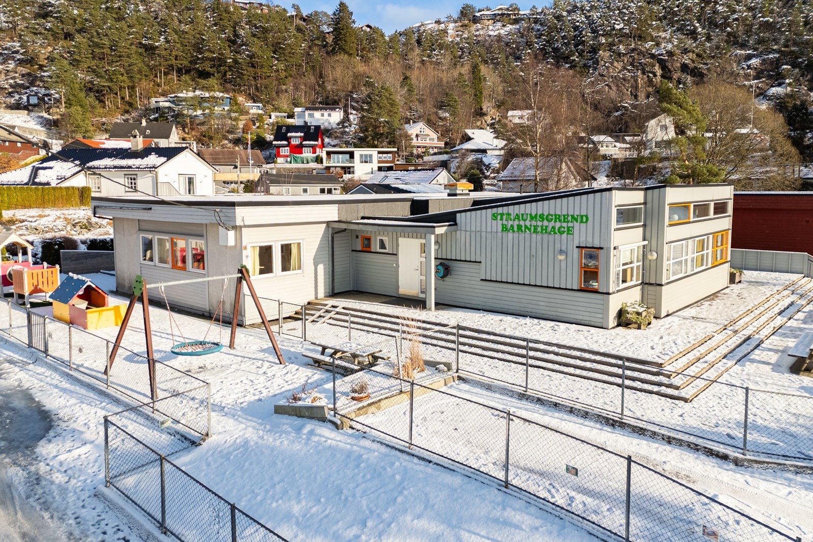 n.r-11.jpg Galleribilde