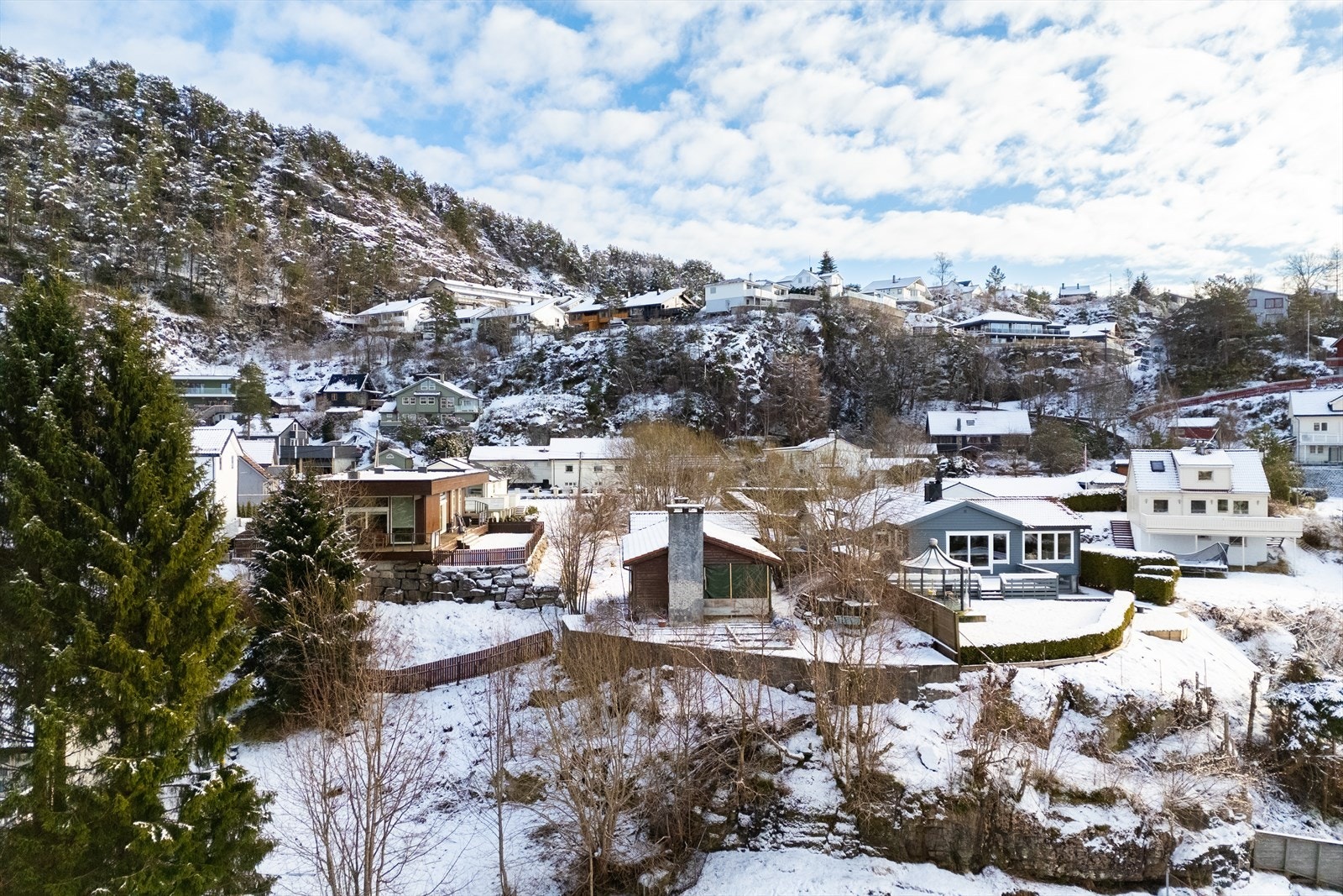 n.r-1.jpg Galleribilde