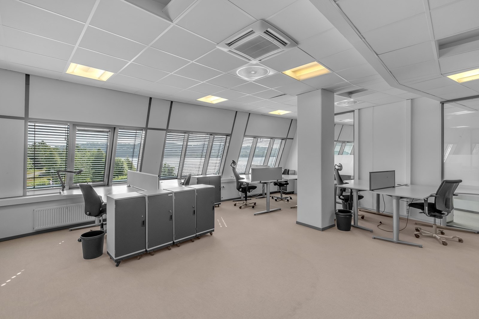 2 etg (479 kvm) Galleribilde