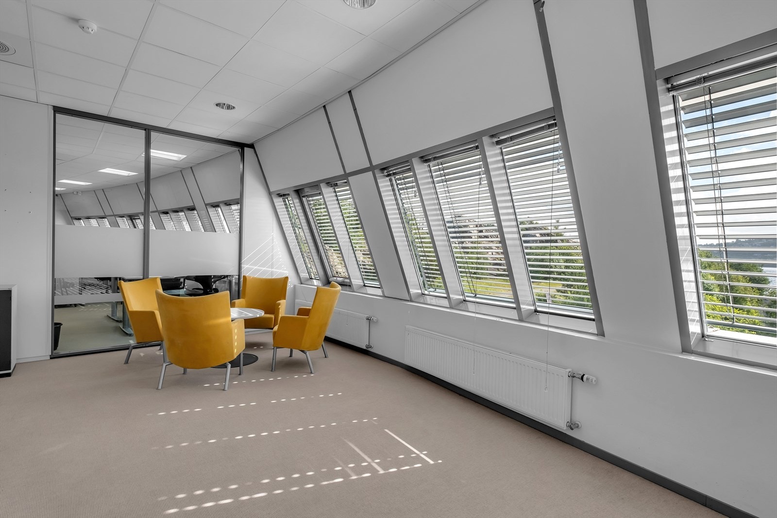 2 etg (479 kvm) Galleribilde