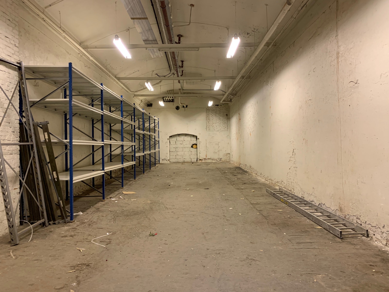 Lyst og åpent lager Galleribilde