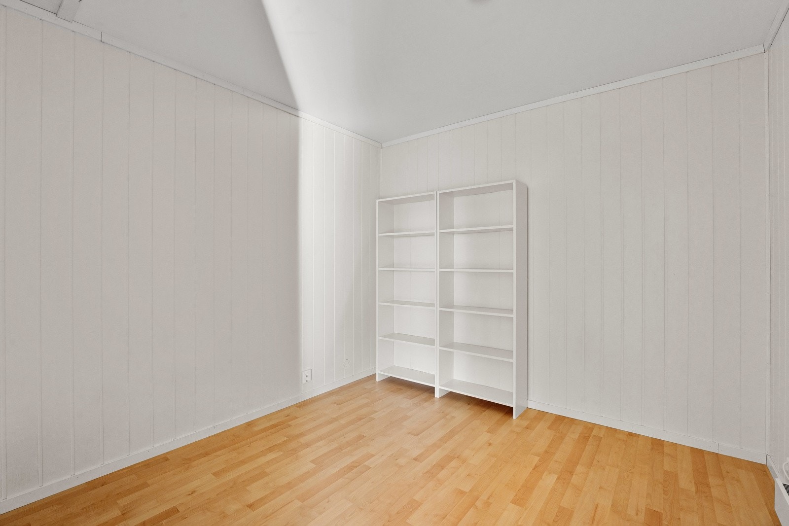 Gode lagringsmuligheter med bod I leiligheten. Galleribilde