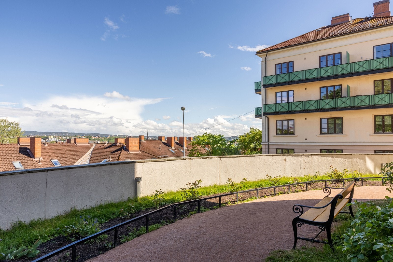 Her bor du i et sentralt og populært område rett ved Alexander Kiellands plass og Akerselva. Galleribilde