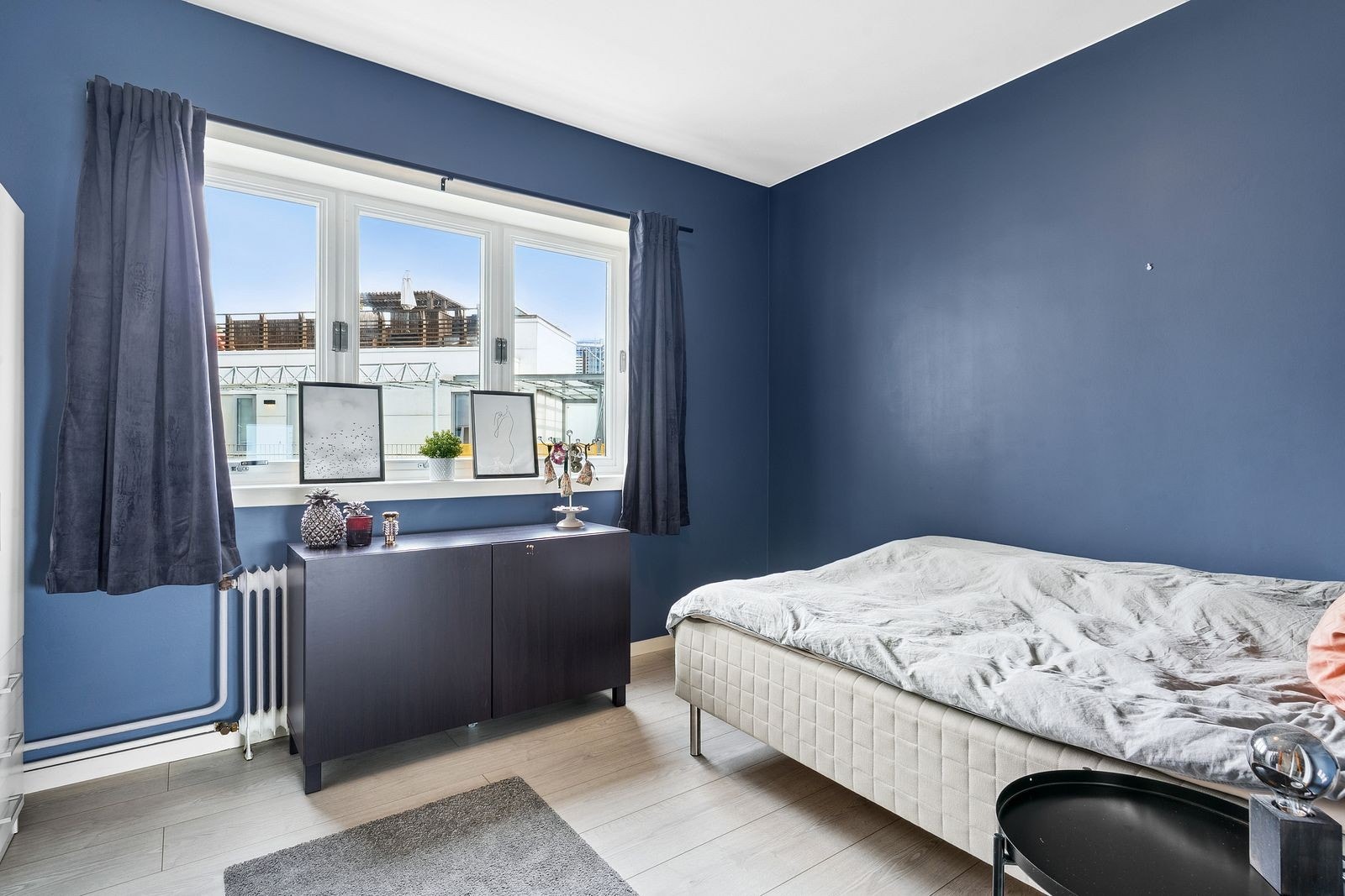 Soverom med god plass Galleribilde