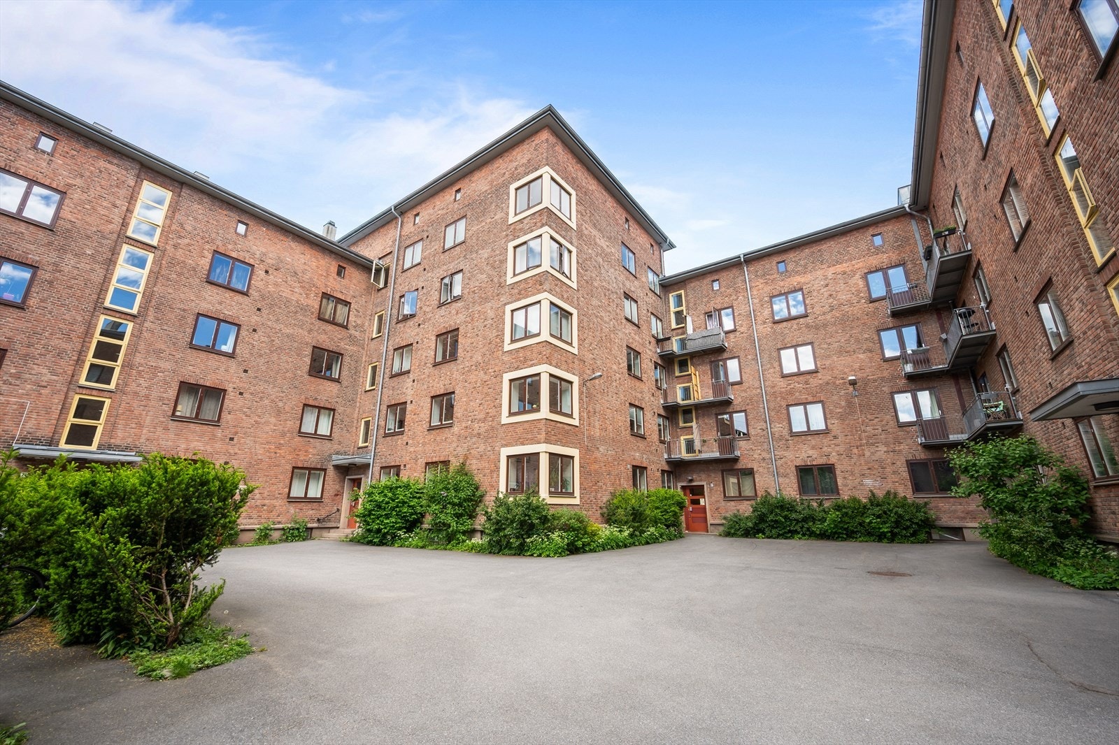 Fasade. Galleribilde