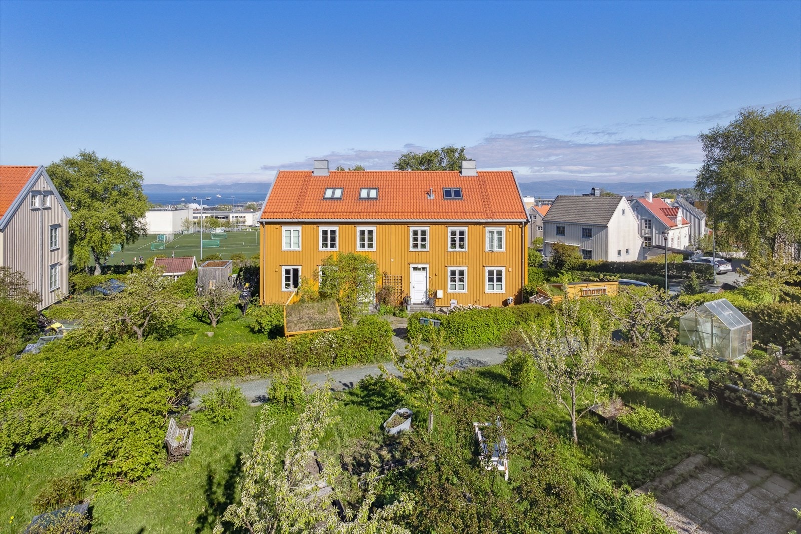 DNB Eiendom v/ Dorte Fagerstad har gleden av å ønske velkommen til Holbergs gate 25B! Galleribilde