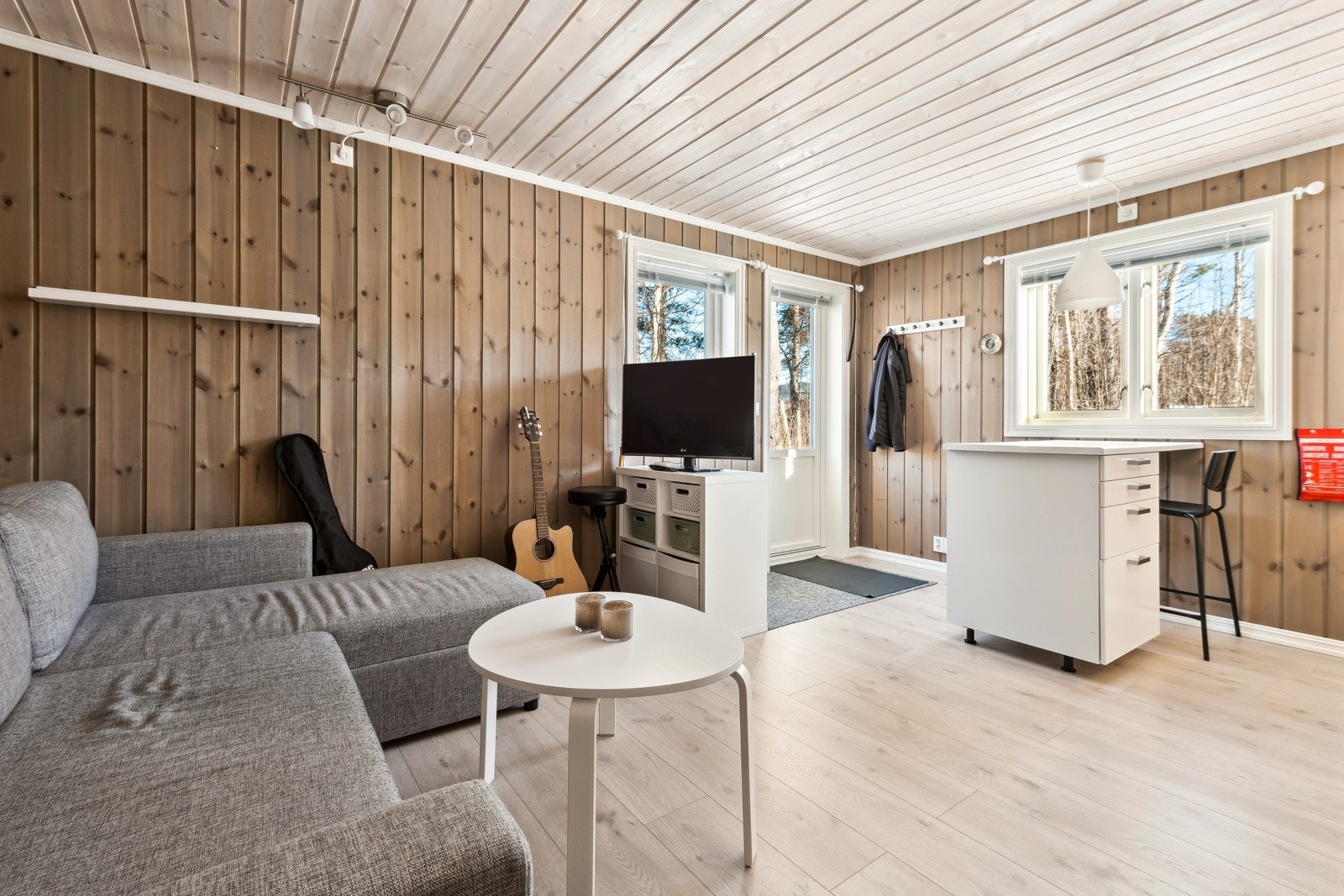 I bileiligheten er det gulvvarme på stue og kjøkken. Galleribilde